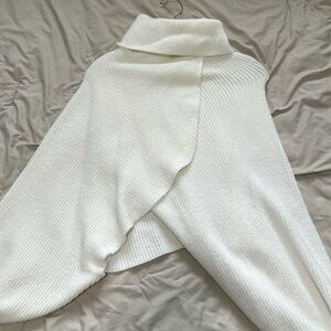 Moonflowe poncho sweater